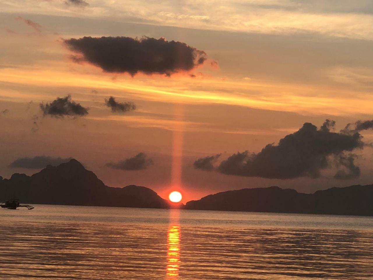 Rl Coastline Inn El Nido Zewnętrze zdjęcie